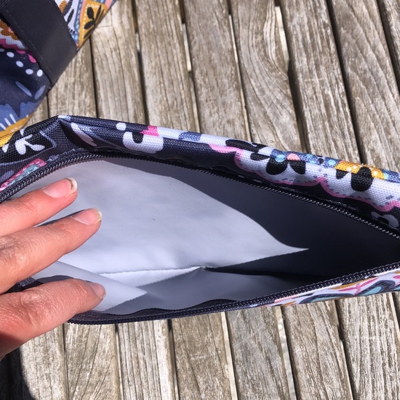 Vera Bradley work tote - Picture 6 of 13